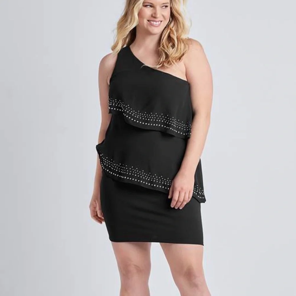 Plus Size One-Shoulder
Embellished Dress Black color Size 3X - Picture 3 of 9